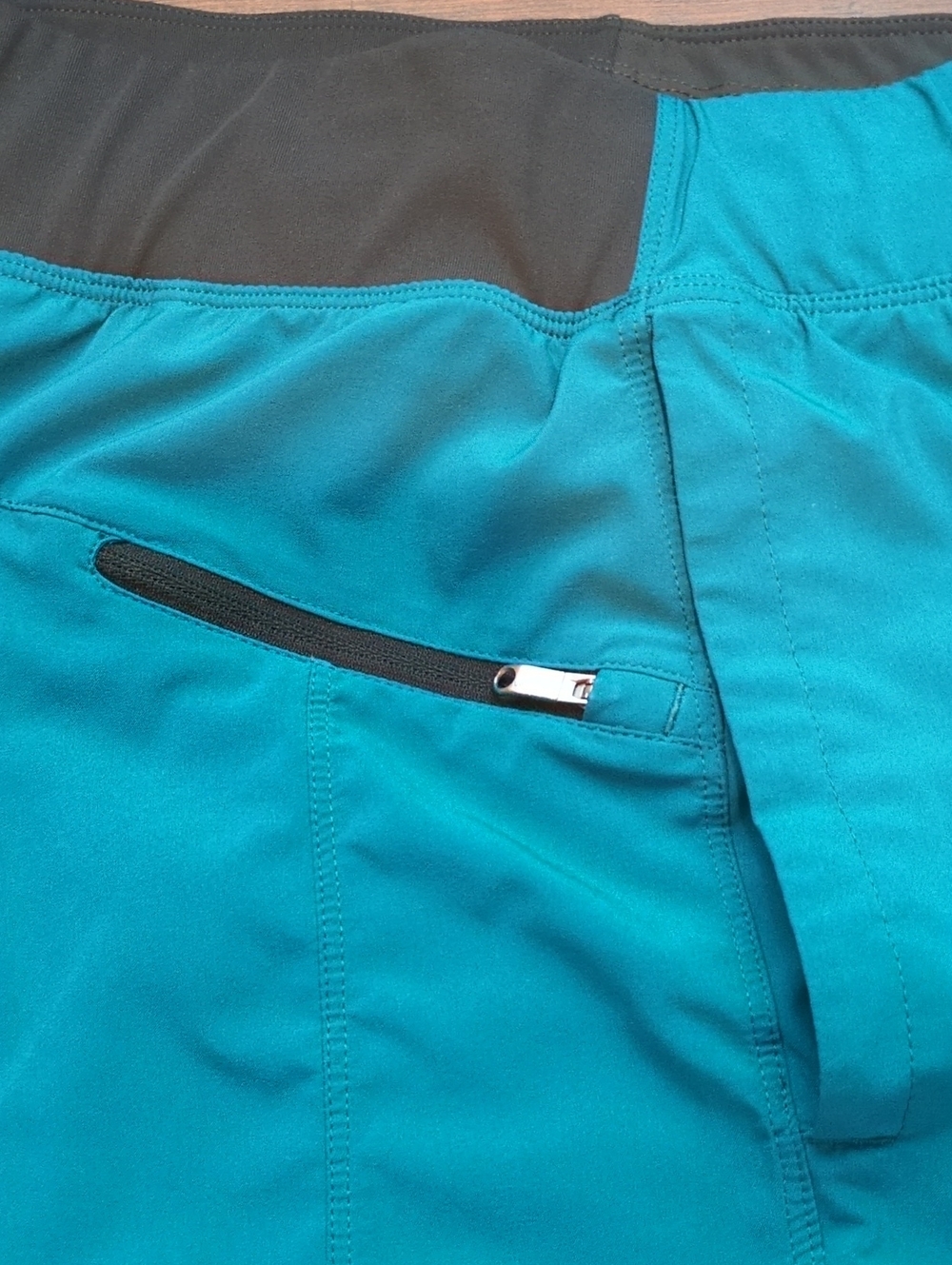 lululemon athletica Teal Athletic Short Size M - Picture 6 of 8